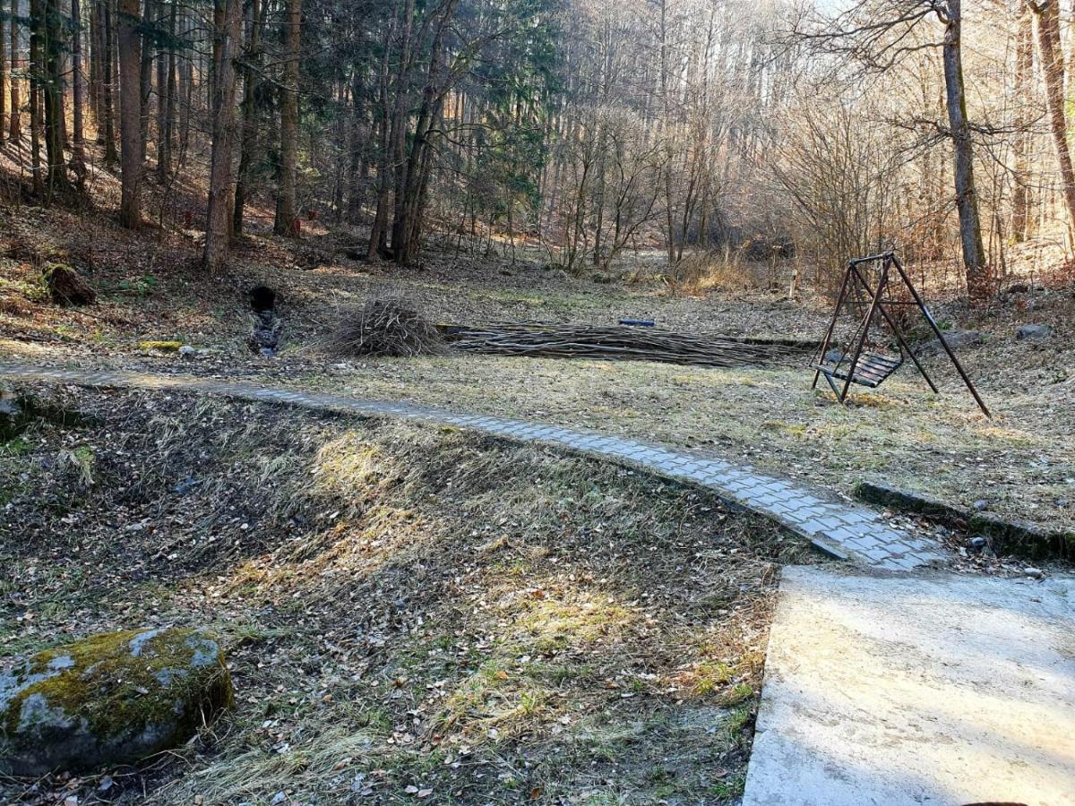 Horska Chata V Srdci Kremnickych Hor Villa Banska Bystrica Exterior photo